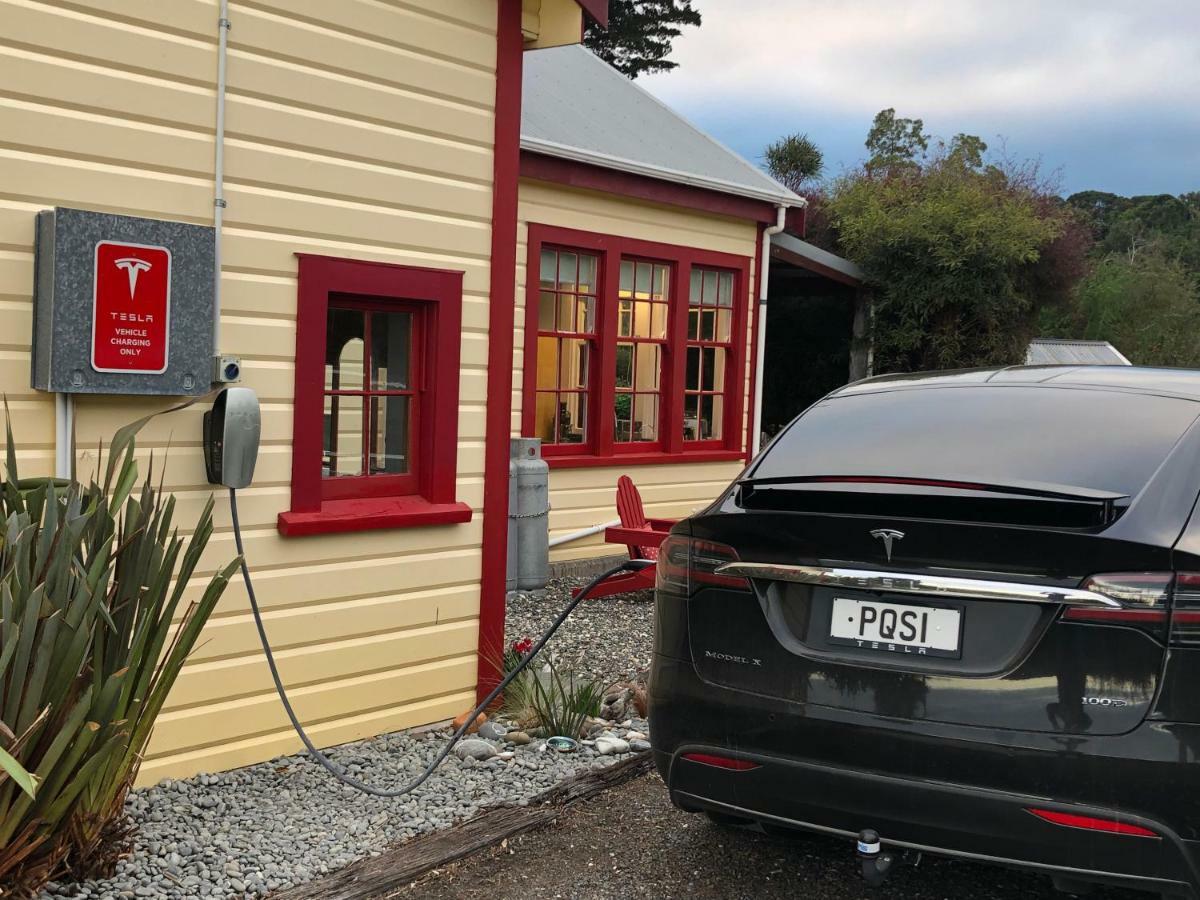 The Factory Luxury Accomodation Kaikoura Exterior photo